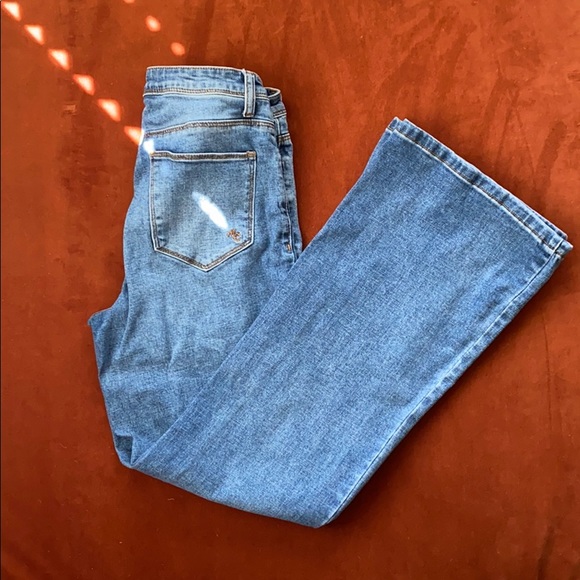 Bootcut jeans! - Picture 3 of 4